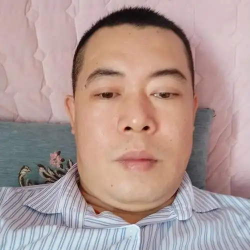 40岁离异男征婚照片(id:4940413)_重庆重庆征婚交友_我主良缘网