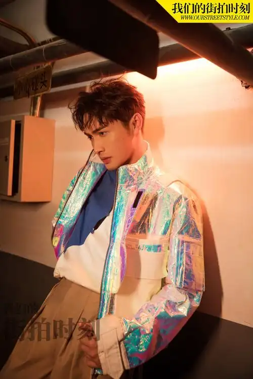 考古张彬彬街拍图,帅爆了
