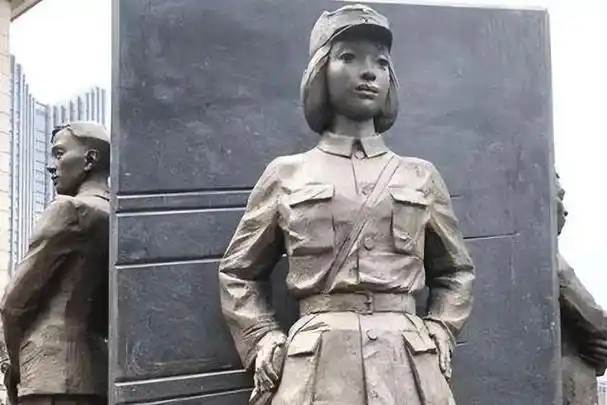 严刑拷打仍宁死不屈身体虚弱的林心平被伪军带到了他们占领的领地内