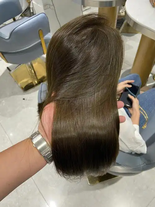 冷茶色显白发色