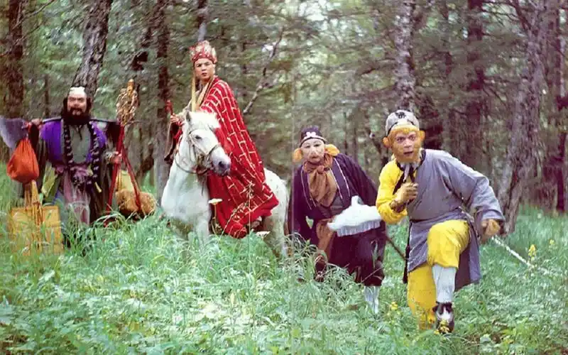 西游记第18集-扫塔辨奇冤之晴空月儿明