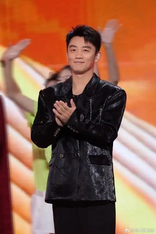 黄晓明,郑恺,邓超,戚薇,虞书欣,张颂文,魏大勋,刘敏涛,杨超越,李沁