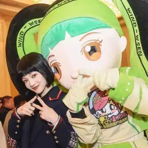 张韶涵涵情脉脉头像