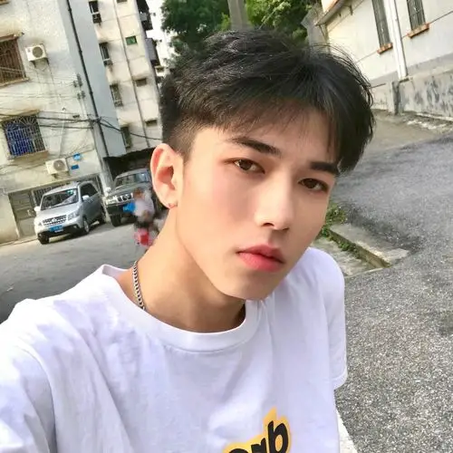 ins优质男生头像/男头/自截自调二传注明dt私约