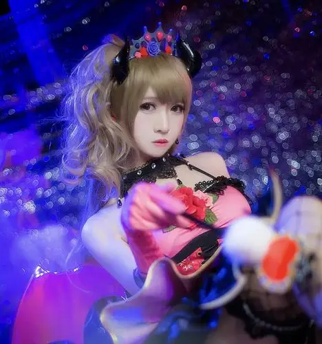 cos恶魔小鸟酱嘟嘴卖萌很可爱呢