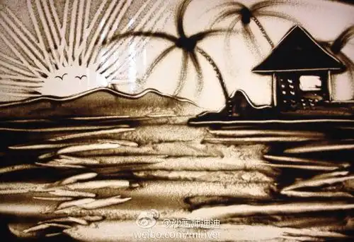 同学们的沙画自由创作,海的印象.大家不约而同画了海上日出