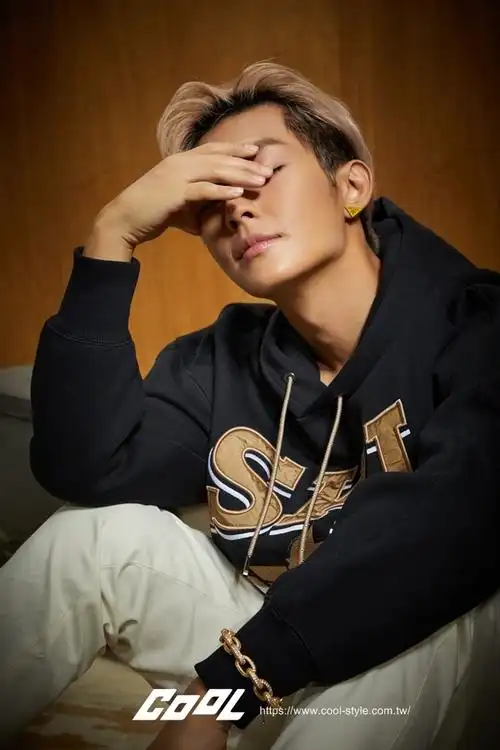 炎亚纶嗨营业中