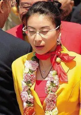 37岁郭晶晶现状满头白发双目几乎失明难怪霍启刚这般宠她