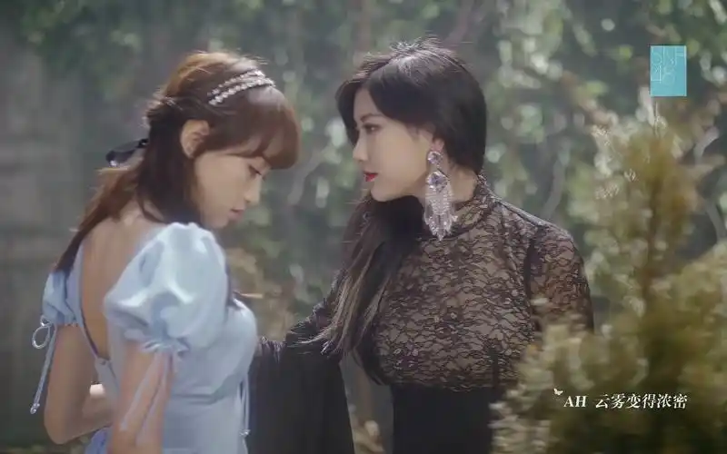 [4k 60fps修复] 夜蝶-snh48-李艺彤,黄婷婷