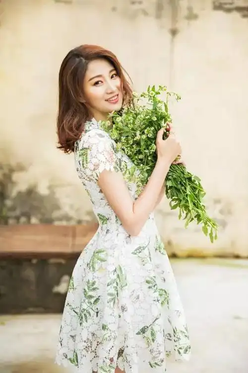 专访演员侯梦莎:处变不惊要的是定力