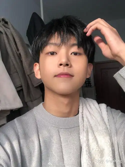 有没有现实中存在的长得帅的小哥哥啊? - 知乎