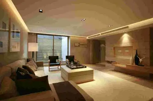 长方形大户型客厅家具摆放布置设计以其温馨别致的造型设计给