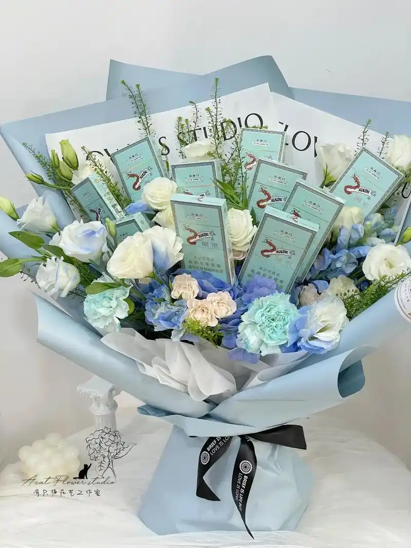 大连花店|蓝色系香烟花束.#生日花束 #大连花店 #烟花束  - 抖音