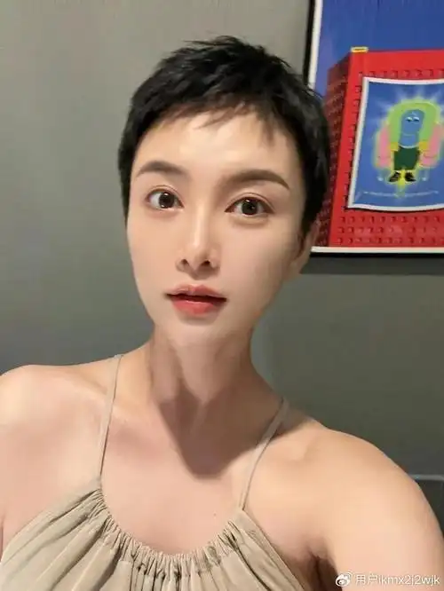 露耳超短发,时尚还帅气,爱个性的美女一定要试试