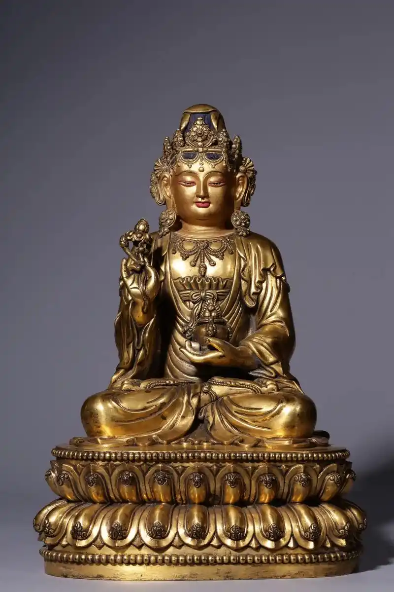 清代,铜鎏金观音坐像 高33厘米,长24.5厘米,宽19厘米 - 抖音