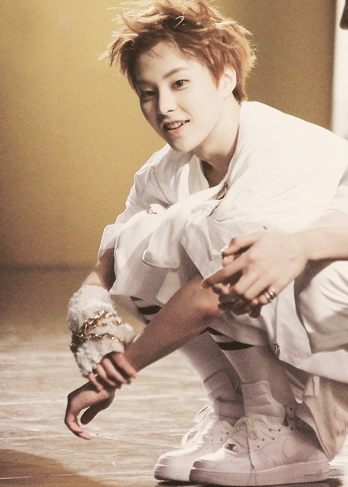 xiumin - 堆糖,美图壁纸兴趣社区