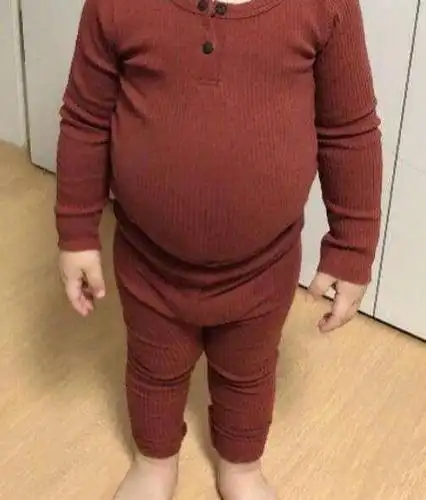 2.圆滚滚的小肚子