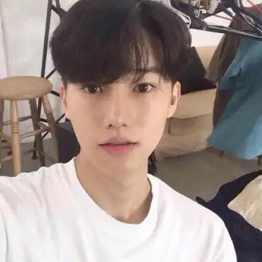 好看的真人男生头像正脸 男生头像图片大全 -【爱个性】