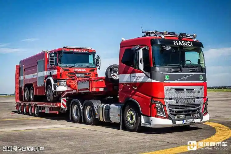 750马力,带你见识一台沃尔沃fh16消防牵引车,这配置真少见