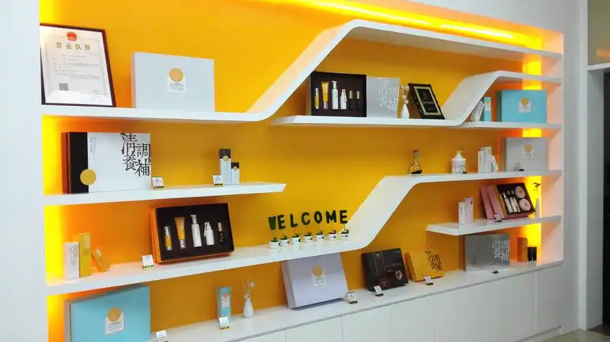 美发产品展示墙柜子图片