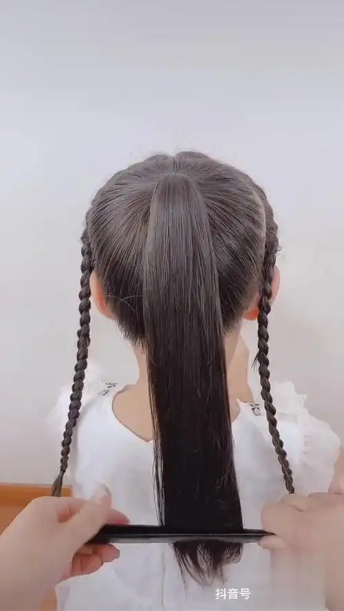 夏日清凉发型 在逃公主发型 儿童编发教程 丸子头简单扎法 皇冠发型