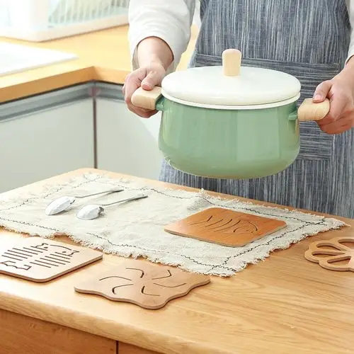 家居厨房用品用具小百货家用小东西生活用品宿舍必备小玩意餐桌垫