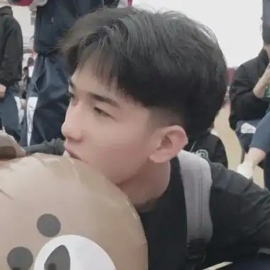 十五岁男孩帅气照片头像,男生头像图片