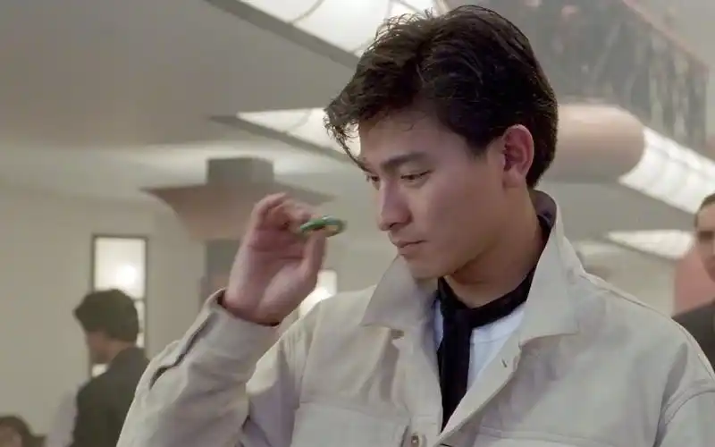 当着赌侠的面也敢出老千,真当我是吃素的,华仔发功了【赌侠】