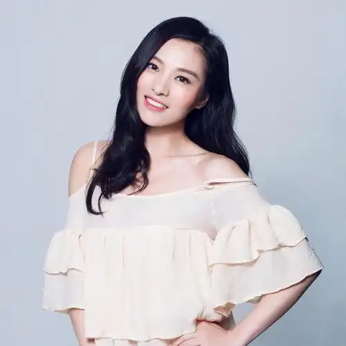 票数:37人气:868投票郑清文个人资料详细资料>别名:暂无性别:女国籍