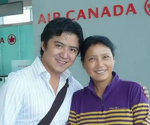 何音:与黄志忠离婚,再嫁小9岁许云帆,丈夫对前夫儿子视如己出