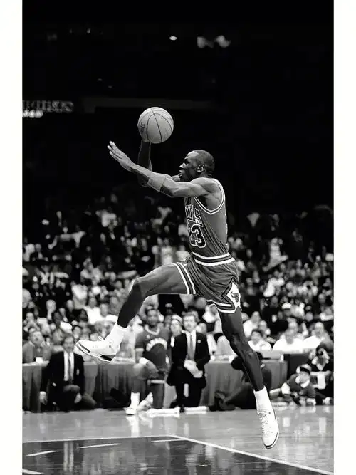 传世名画乔丹罚球线扣篮珍藏老照片