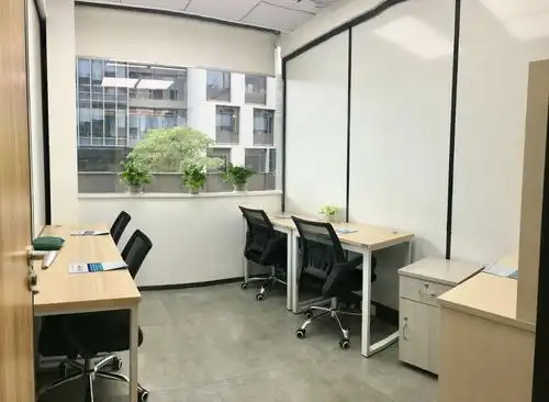 海淀区魏公村2到4人可注 册办公室 无杂费直租