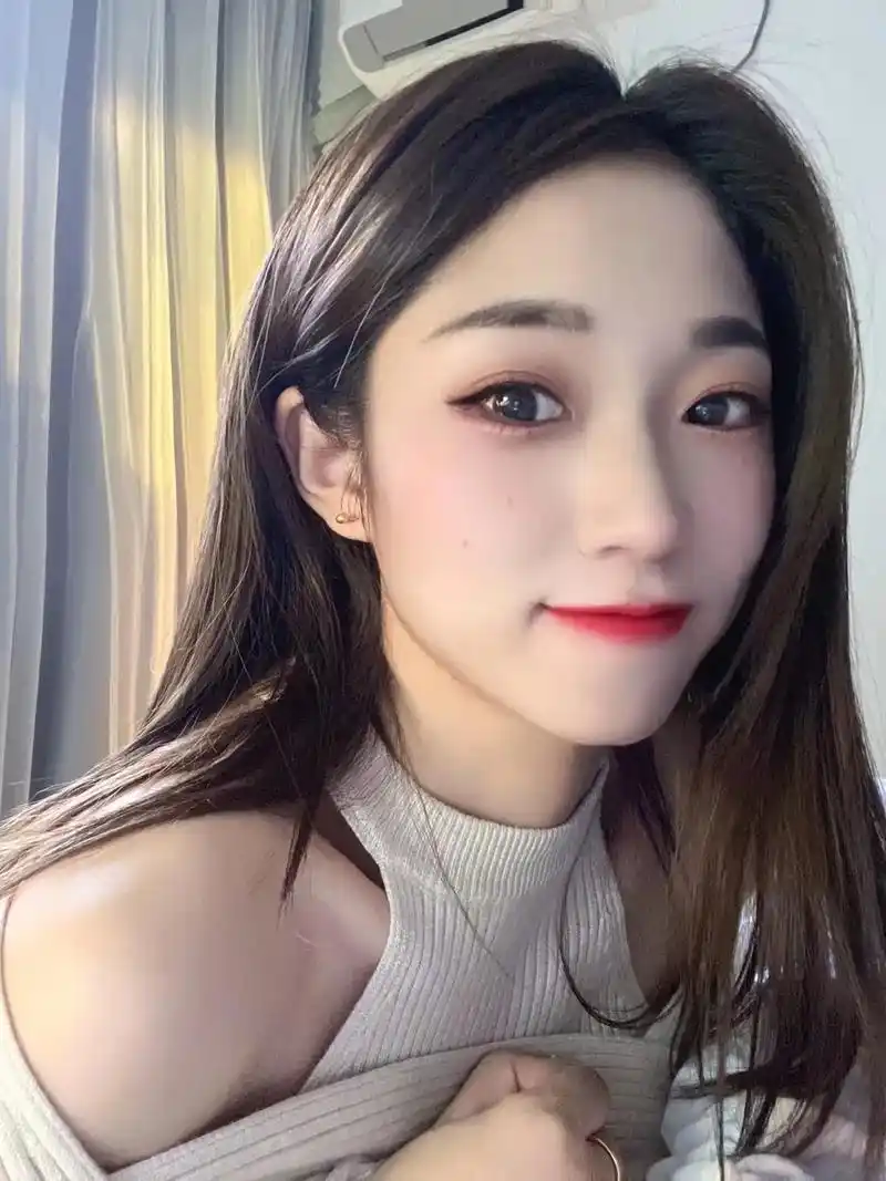 岁寒  时深  添衣   勿病  想我#分享照片 #普通女孩 - 抖音