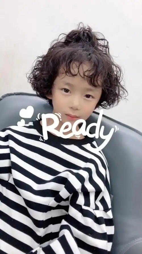 儿童烫发羊毛卷,女孩子童年必须要烫个头发留个纪念