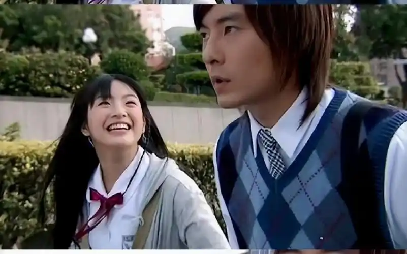 【恶作剧之吻-林依晨】每次都会被湘琴的笑容暖到,超级治愈_哔哩哔哩