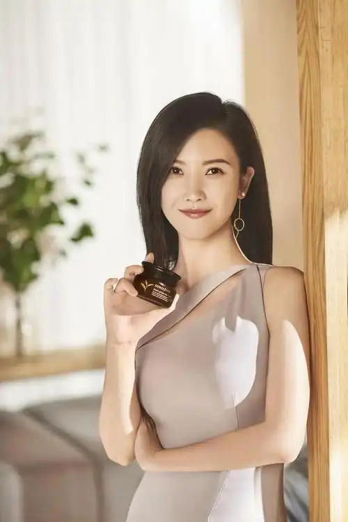 杨子姗,生活中漂亮的照片!_网易订阅