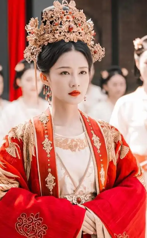 古装剧里的红色嫁衣,配上高颜值的女明星,你最爱哪一套?
