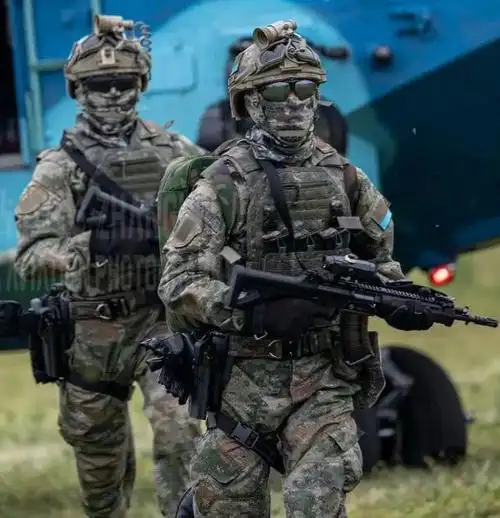 军事  #军迷发烧友  #迷彩  #军  #军人 #战术装备  #21式迷彩服