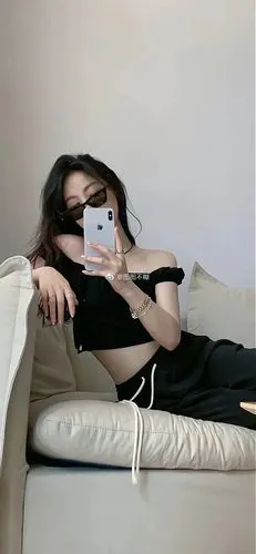 好身材励志超绝的壁纸聊天背景图