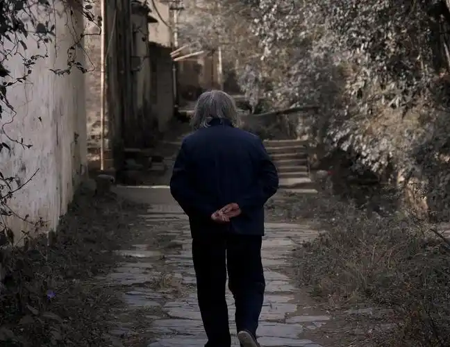 为什么中国人喜欢养儿防老?