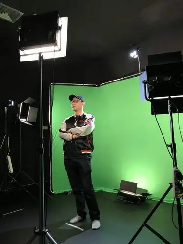 lgd战队pgl定妆照拍摄花絮天真无邪鞋