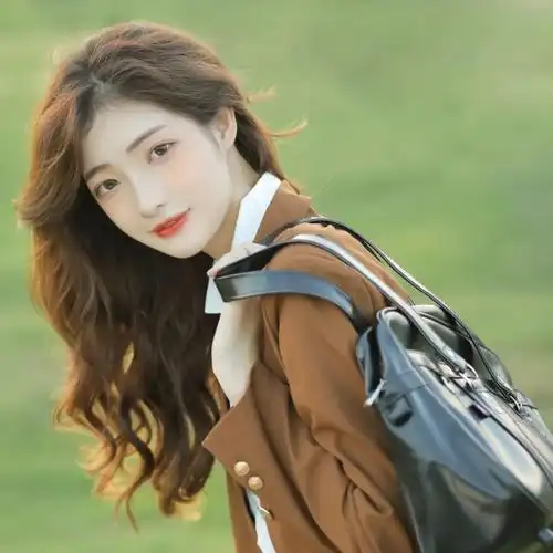 青春校园风清纯女生头像图片合集_女生头像_头像屋