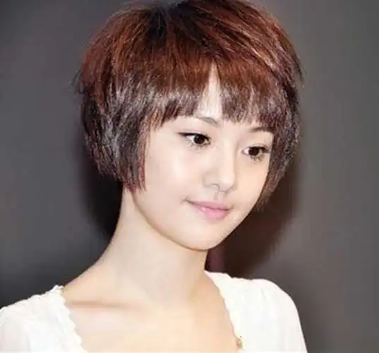 《清纯美少女》郑爽短发发型盘点