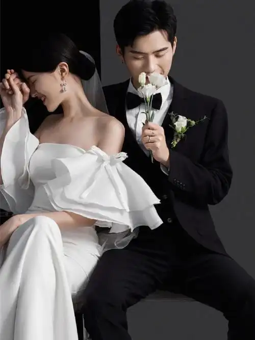 超有仪式感的内景婚纱照简简单单的就很好