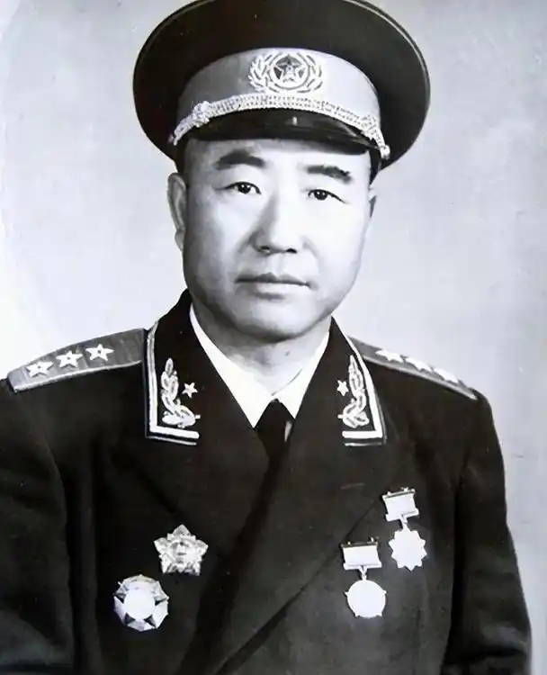 开国上将董其武逝世35周年:1989年3月3日,国民党上将司 - 抖音