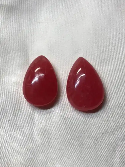 冰种红纹石水滴吊坠