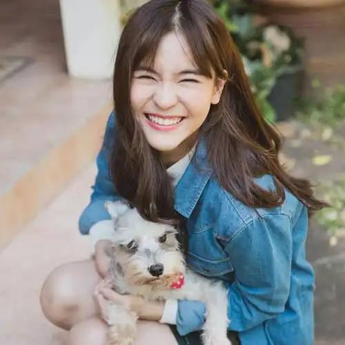 女生头像 泰国女艺人aom@aom_sushar