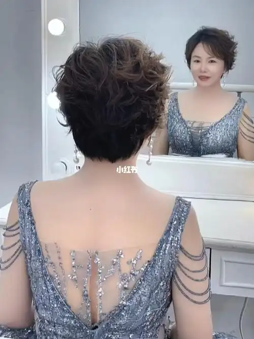 日系短发烫发技巧婚礼妈妈造型必学款
