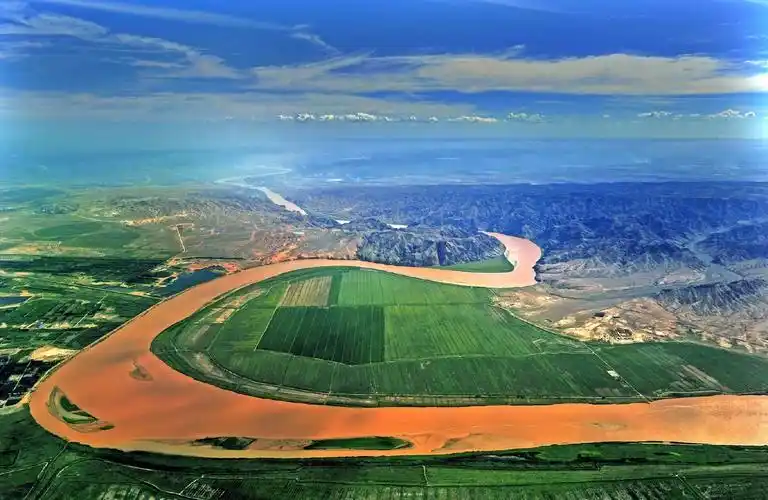 宁夏青铜峡黄河大峡谷举世无双108塔黄河渠首感受水利文化