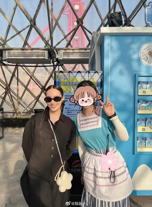 其他歌手在备战faouzia在citywalk